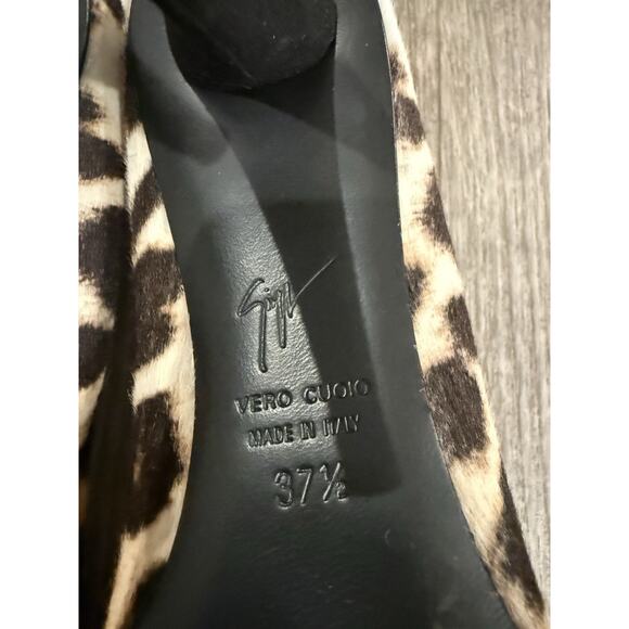 Giuseppe Zanotti Leopard Calf Hair & Blue Suede Pointed Toe Pumps 37.5 US 7.5